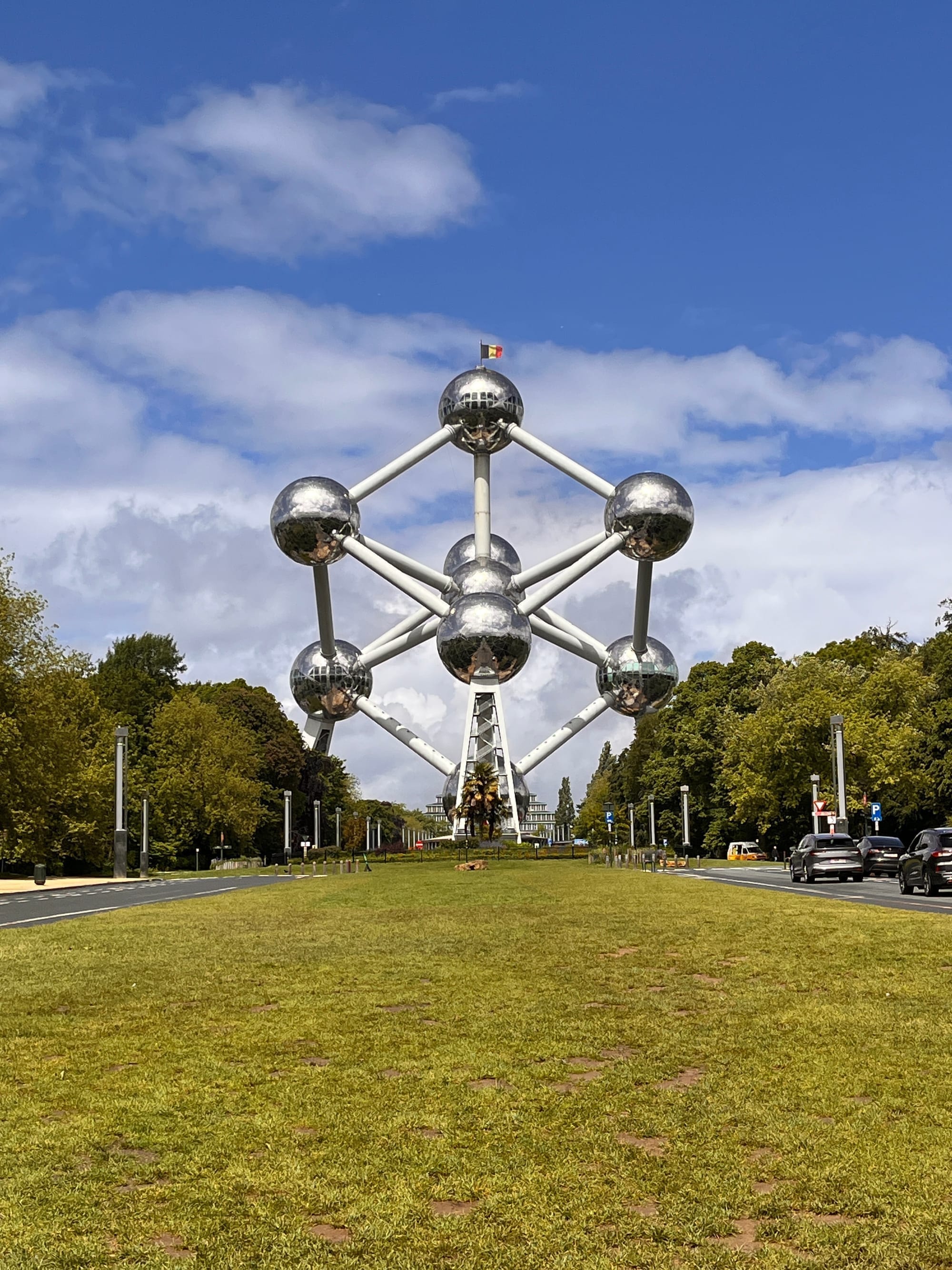 Atomium close up